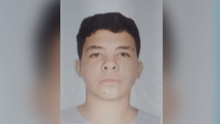 O adolescente de 15 anos, identificado como Caíque, foi morto em Cotia (SP)