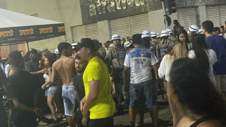 Homem morre durante tiroteio em Carnaval na BA 