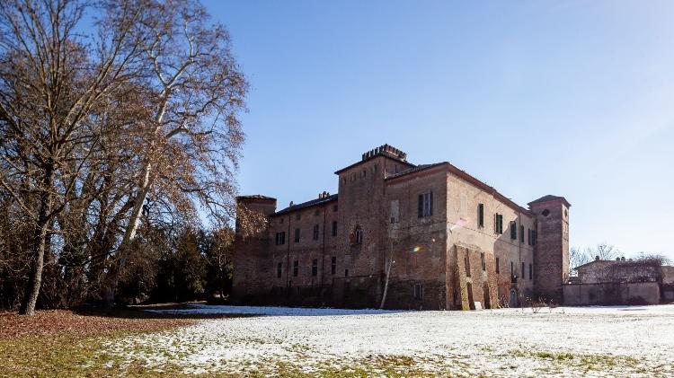 Castelo Sannazzaro no inverno