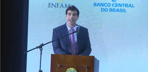 Em 'período de silêncio' após Copom, Galípolo defende diálogo com Justiça