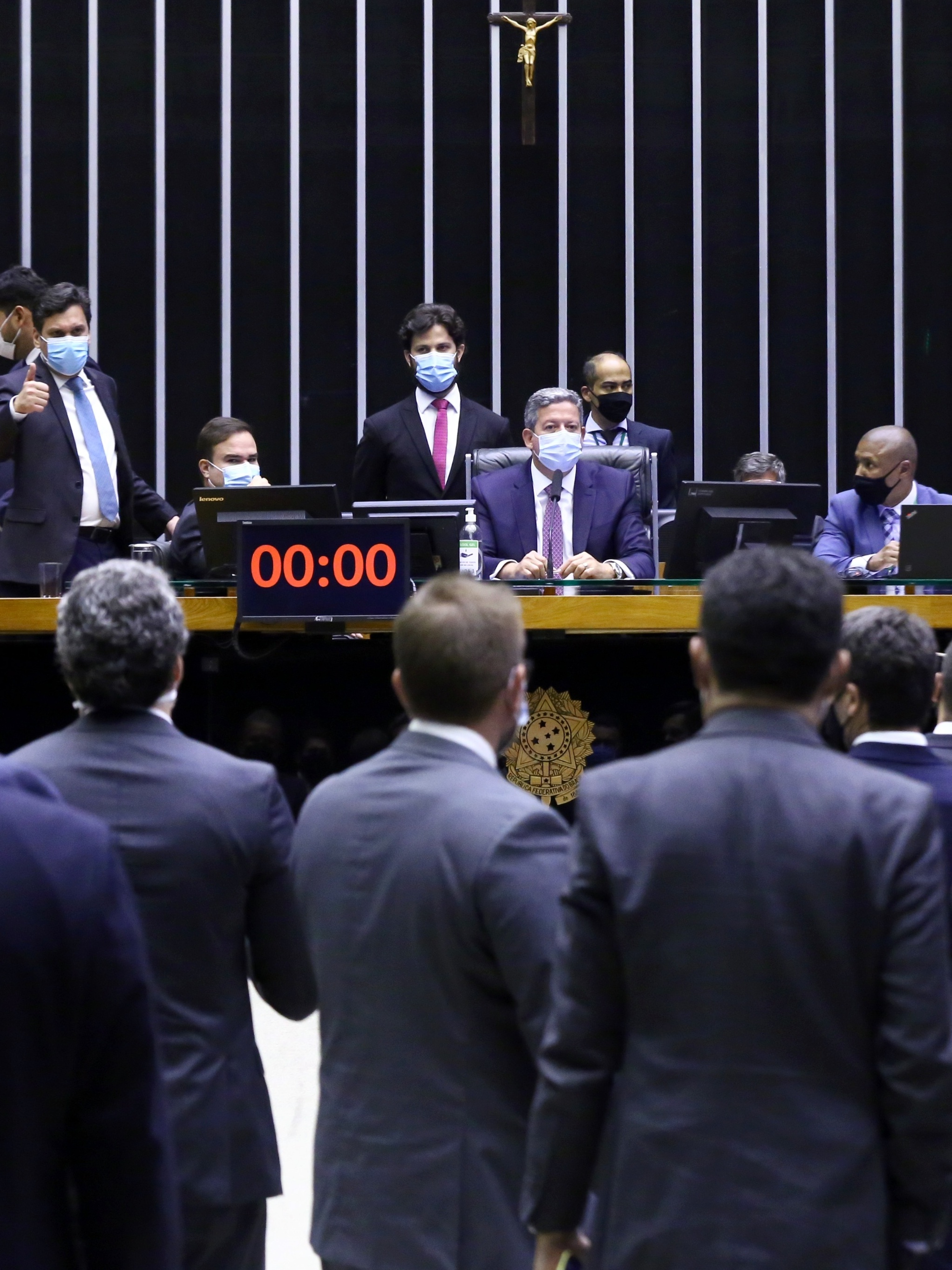 máscaras teatro — Portal da Câmara dos Deputados