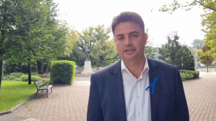 Peter Marki-Zay conseguiu atrair votos de todo o espectro político, da esquerda e da extrema-direita - Reprodução/Twitter @markizaypeter