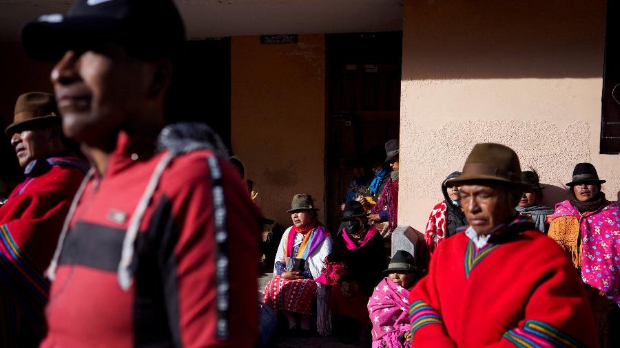 18.jun.2022 - Indígenas acampam na província de Cotopaxi, após os protestos contra as políticas econômicas e ambientais do presidente Guillermo Lasso, perto de Latacunga, no Equador. - REUTERS/Johanna Alarcon