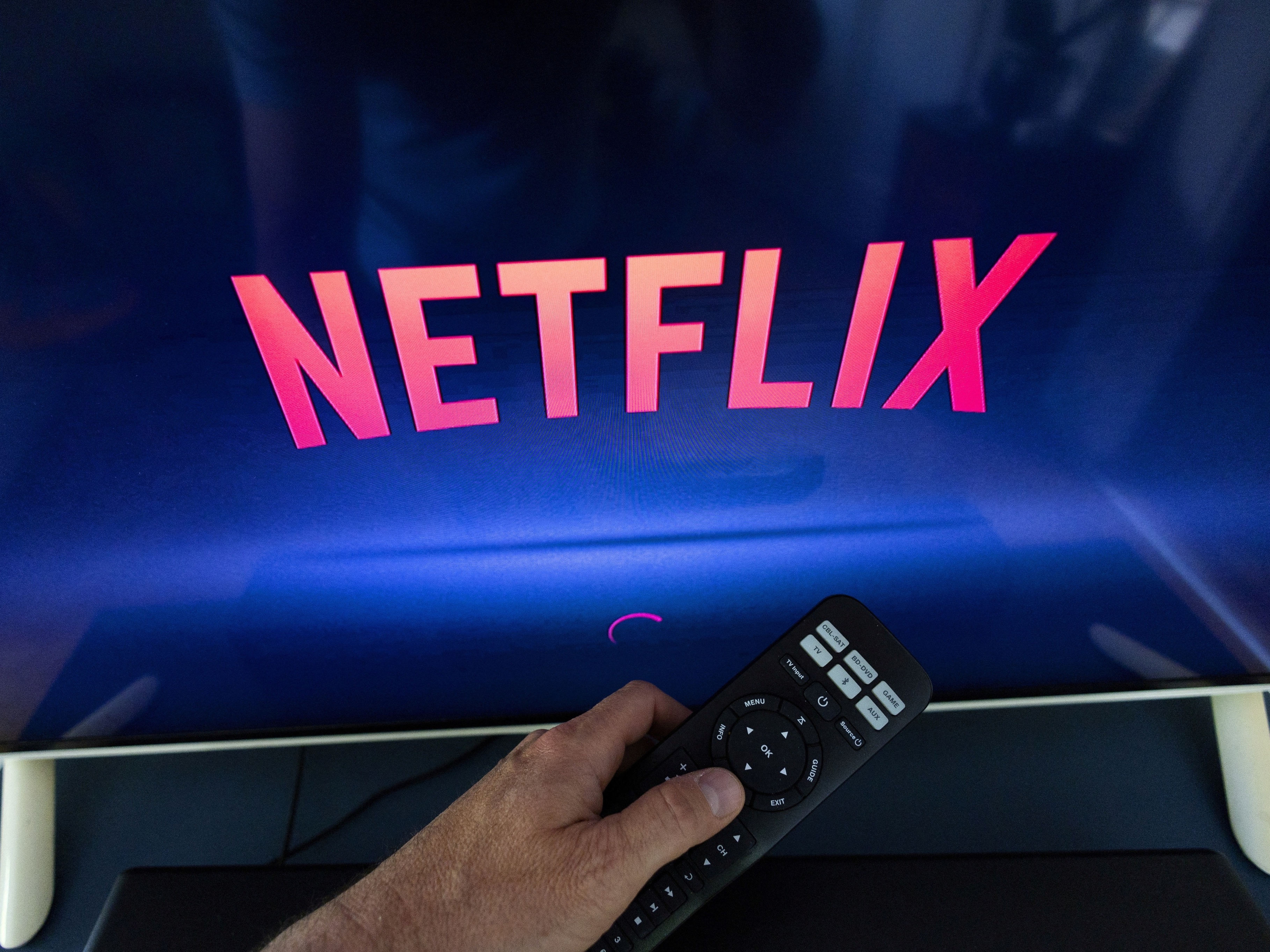 Sim, Netflix vai cobrar mais de quem divide senha em 2023; veja as regras -  08/01/2023 - UOL TILT