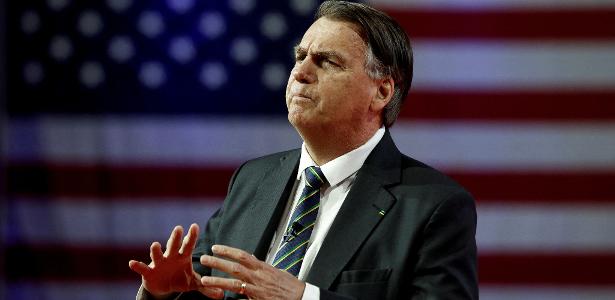 Bolsonaro disse que não é crime enviar dinheiro aos EUA; para a PF, quantia iria mantê-lo no país enquanto ele esperava o golpe