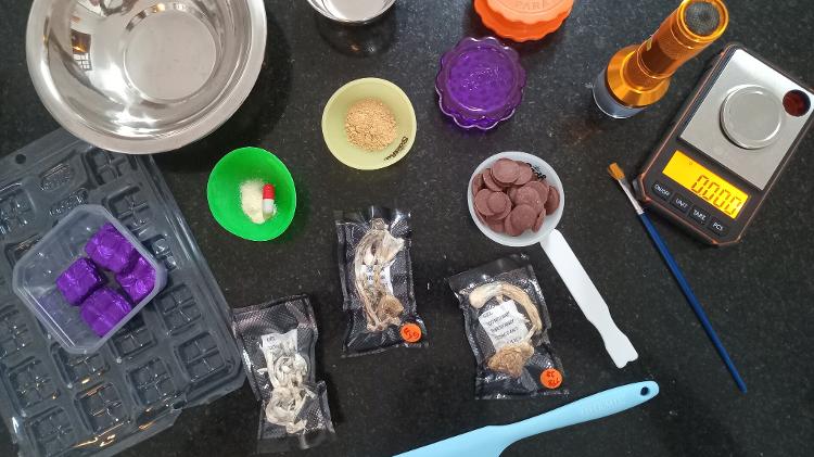 Ingredientes e utensílios para a elaboração dos Ingredientes e utensílios para a elaboração dos