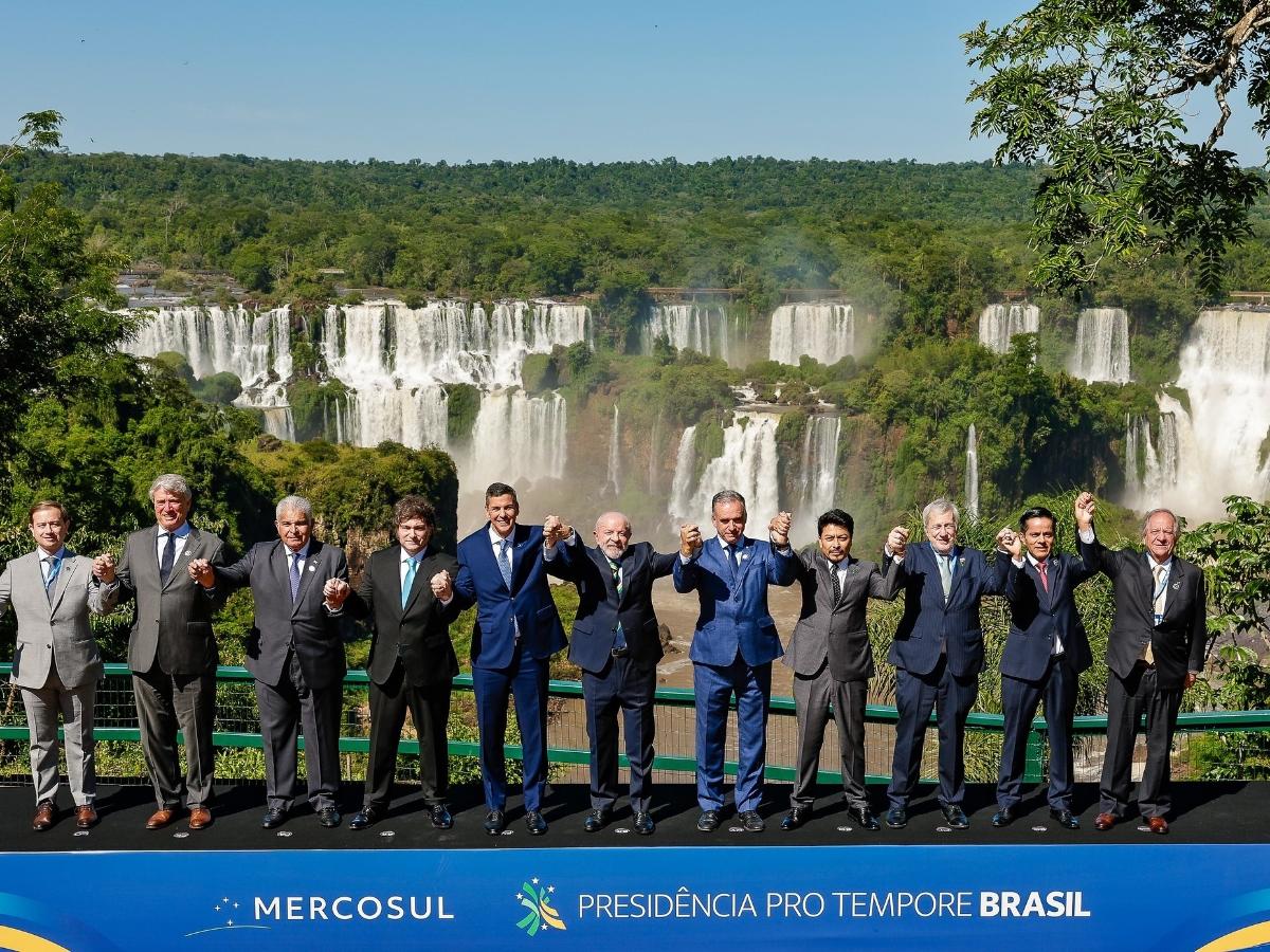 Lula participa de cúpula do Mercosul em cenário de virada à direita