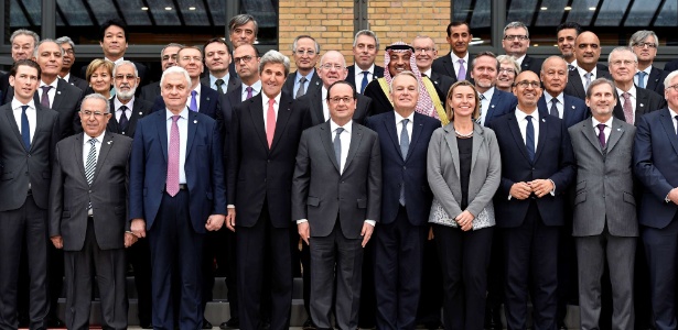 Chanceleres de 70 participam de conferência de paz sobre o Oriente Médio em Paris, na França - Bertrand Guay/Reuters