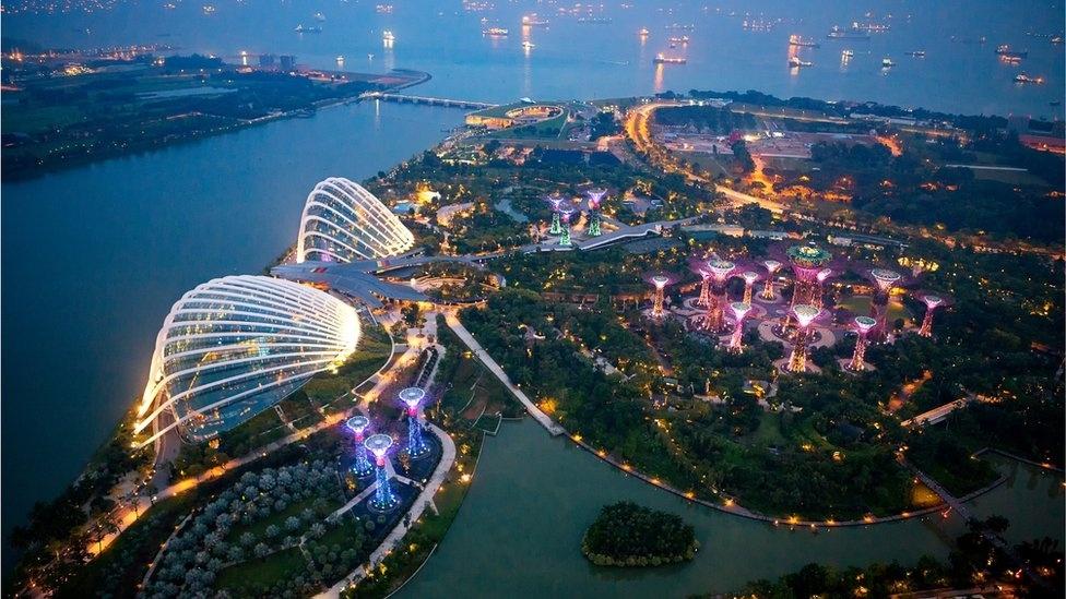 Singapura: como país deixou de ser uma ilha pobre para se tornar uma das nações mais ricas do mundo - 09/02/2019 - UOL Notícias