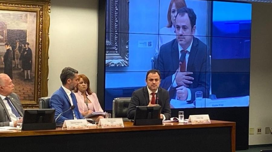 Glauber Braga se defende em processo que pede cassação de seu mandato - Felipe Pereira/UOL