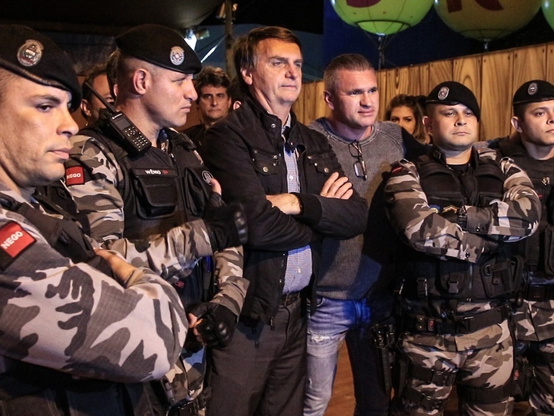 Bolsonaro deve repetir perdão a policiais condenados por crimes culposos