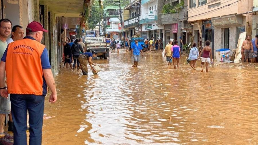 22.jan.2020 - Moradores do Espírito Santo são atingidos por enchente - Assessoria de Comunicação do Governo/Divulgação