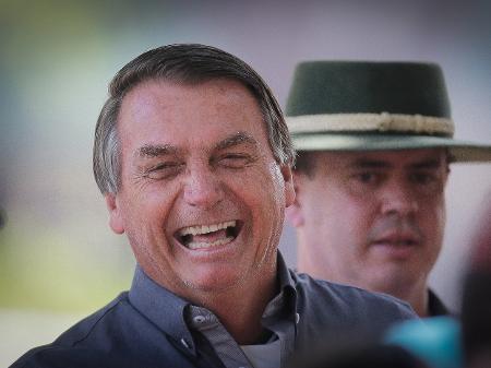 Bolsonaro faz piada homofóbica no MA: 'virei boiola, igual maranhense'