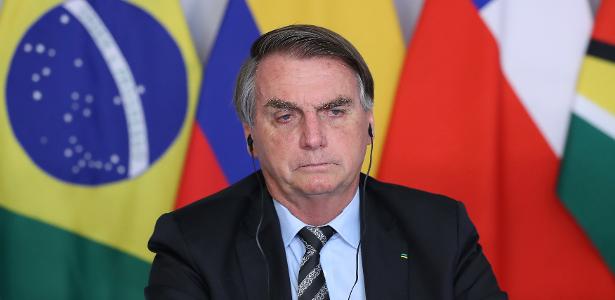 Na contramão de Queiroga, Bolsonaro se diz feliz por protestos contra isolamento