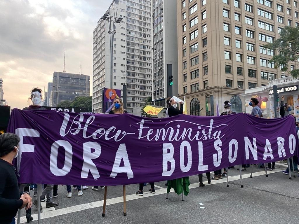 Bloco Feminista também participou das manifestações contra Jair Bolsonaro em São Paulo - Anahi Martinho/UOL