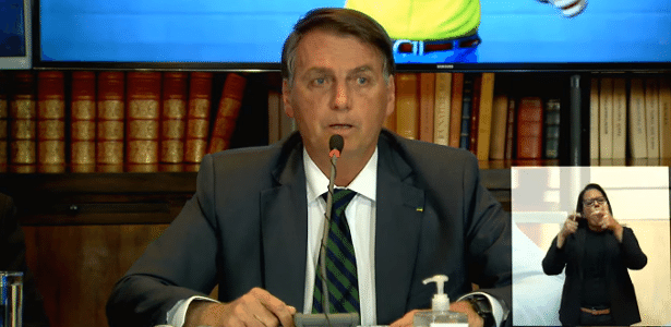 Políticos e partidos criticam live de Bolsonaro: 'Constrangedor e patético' - Vimarsana News