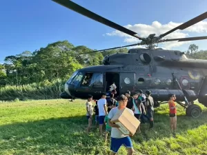 Helicóptero militar do Equador cai na Amazônia e oito tripulantes morrem
