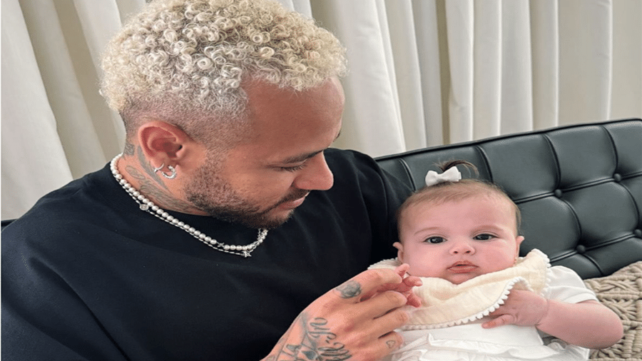 Neymar e Helena, terceira filha do craque