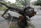 Chuva causa alagamentos e destruição no Rio de Janeiro - LUIZ GOMES/ESTADÃO CONTEÚDO