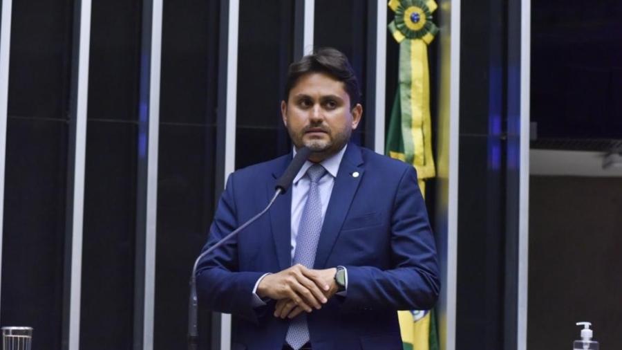 Juscelino Filho, ministro das Comunicações, teria usado R$ 5 mi do orçamento secreto para asfaltar estrada de fazendas da família. - Zeca Ribeiro/Câmara dos Deputados