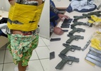 Mulher é presa com oito armas amarradas ao corpo na fronteira com Paraguai 