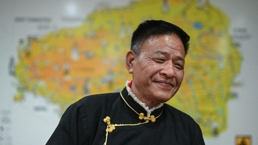 Sikyong Penpa Tsering ocupa o cargo de líder político máximo do Tibete