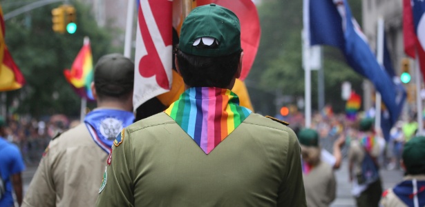 Escoteiros participam da Parada do Orgulho Gay em Nova York - James Estrin/The New York Times