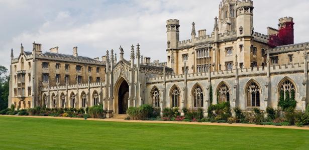 Universidad de Cambridge ofrece becas para cursos en línea