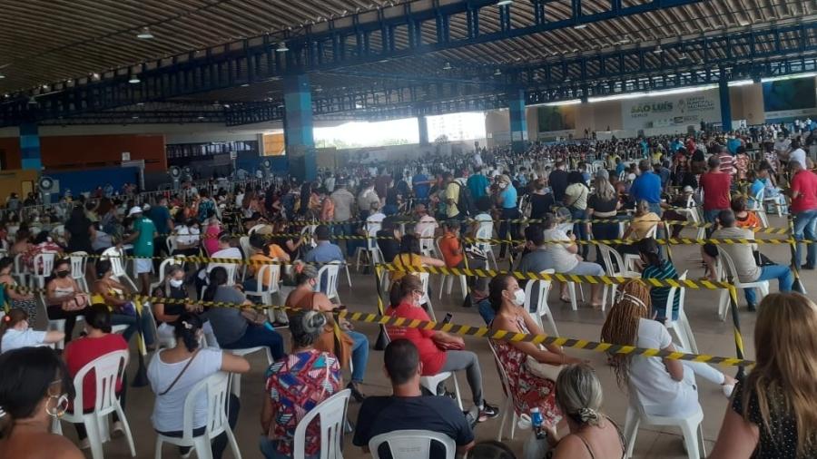 Profissionais de saúde chegam a esperar três horas por vacinação contra covid-19 em São Luís - Arquivo pessoal