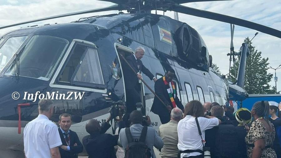 Presidente Putin deu ao Presidente Emmerson Dambudzo Mnangagwa um helicóptero presidencial, que em breve será entregue ao Zimbábue