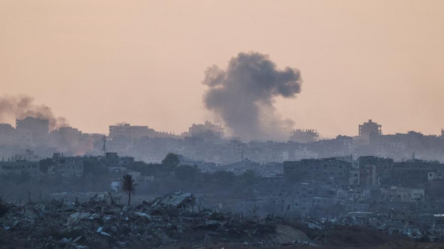 Escola em Jabalia, no norte da Faixa de Gaza, tem sido usada como abrigo para refugiados da guerra