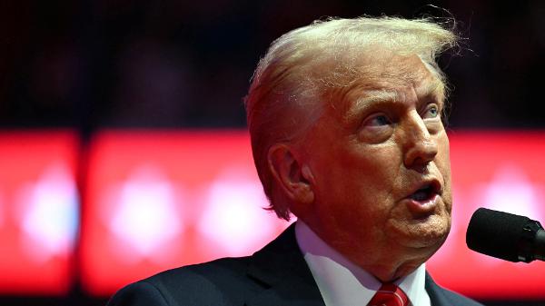 Trump discursa a apoiadores na véspera da posse como presidente dos EUA