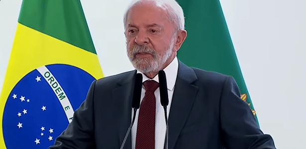 Lula deve se distanciar da Venezuela e focar em defesa da democracia no 8/1