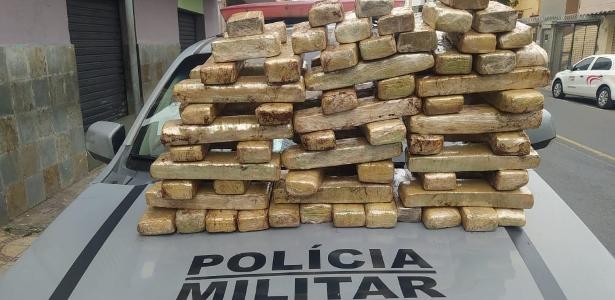 Belo Horizonte | Mulher perde ticket e abandona mala com 70 kg de maconha
