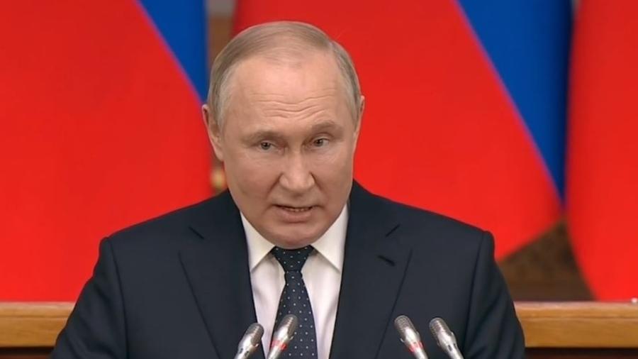 O presidente russo, Vladimir Putin, disse que apesar de abastecimento prejudicado, país não ficará sem acesso à tecnologia - Reprodução