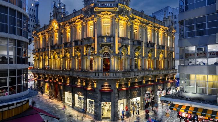 A Casa de Francisca funciona no centro de SP, em um prédio histórico