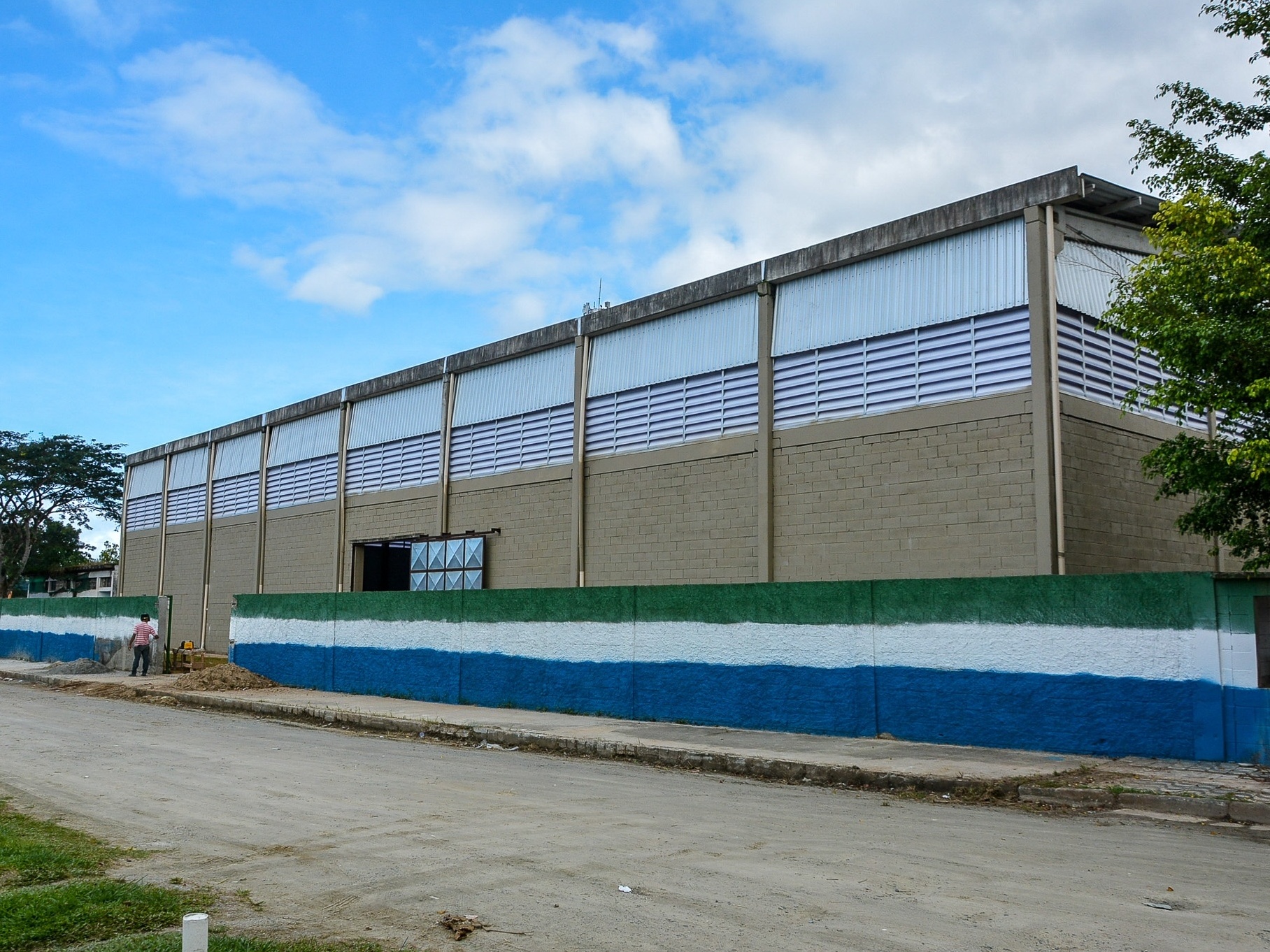 Criança de 11 anos morre após sofrer contusão na cabeça em escola no litoral de SP