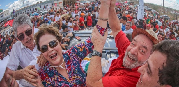 Dilma e Lula participam da "inauguração popular" da transposição do rio São Francisco