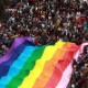 3.jun.2018 - Vista aérea do desfile da 22ª Parada LGBT realizada na Avenida Paulista, no centro de São Paulo, neste domingo (3). O tema do evento esse ano está focado nas eleições de 2018 - Werther Santana/Estadão Conteúdo