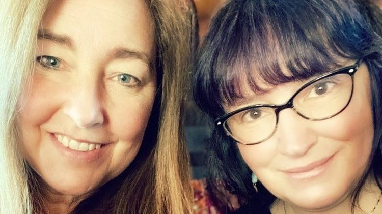 Rebeca Rockefeller e Liesl Clark fundaram o movimento Buy Nothing Project, que já se espalhou por 31 países - REBECA ROCKEFELLER E LIESL CLARK - REBECA ROCKEFELLER E LIESL CLARK