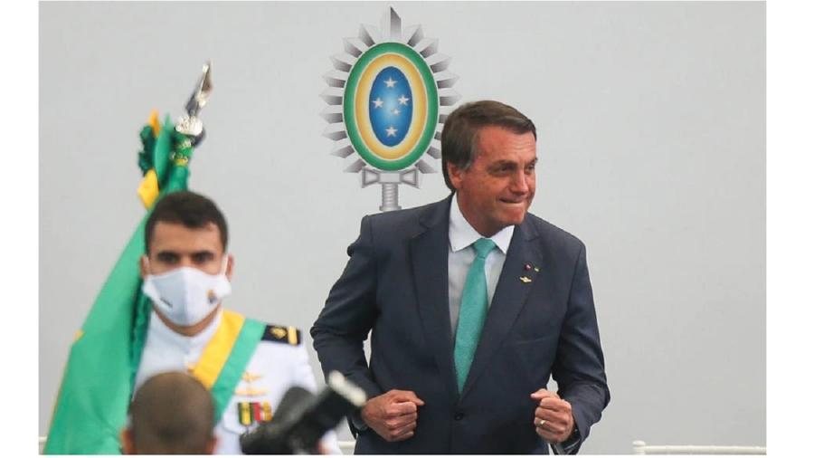 Bolsonaro durante entrega de medalhas a atletas militares olímpicos, de programa criado pelo governo Lula em 2008. Convocação para a guerra - Wilton Júnior/Estadão