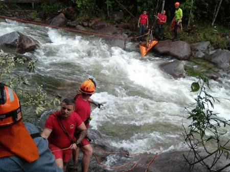 Cabeça d'água' atinge grupo em trilha na Zona Sul de SP; duas pessoas estão  desaparecidas, São Paulo