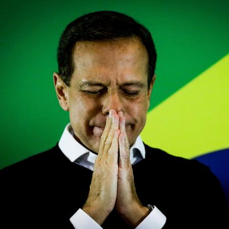 O ex-governador de São Paulo João Doria (PSDB) se emocionou após anunciar que desistiu de ser candidato à Presidência - Aloísio Maurício/Fotoarena/Estadão Conteúdo