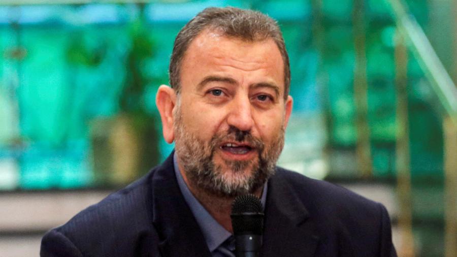 Vice-líder do Hamas, Saleh al-Aruri, em reunião no Cairo em 2017