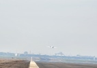 Anac começa a retirar aviões do aeroporto de Porto Alegre - Divulgação/Fraport Brasil
