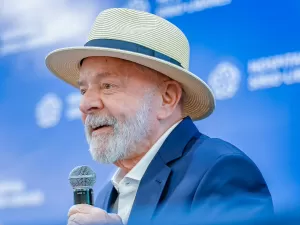 Governo diz que YouTube derrubou vídeos com fake news sobre saúde de Lula