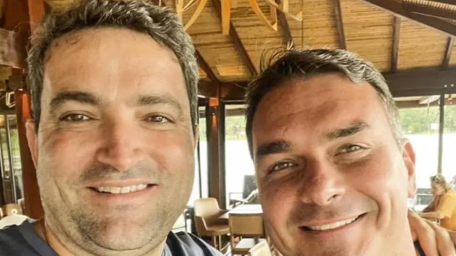 O advogado Willer Tomaz e o senador Flávio Bolsonaro (PL) O advogado Willer Tomaz e o senador Flávio Bolsonaro (PL)