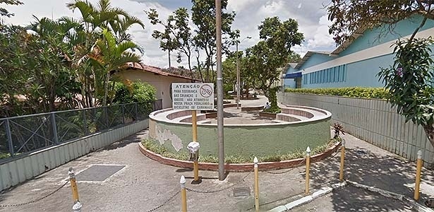 Praça de Belo Horizonte em que o policial foi flagrado queimando dinheiro - Reprodução/Google Street View