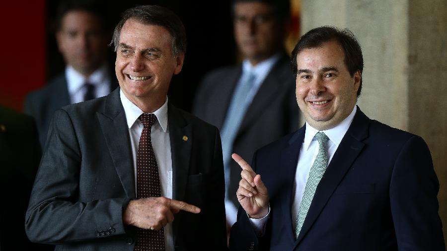 14.nov.2018 - O presidente eleito Jair Bolsonaro (PSL) com o presidente da câmara dos deputados Rodrigo Maia (DEM-RJ) - Pedro Ladeira/Folhapress