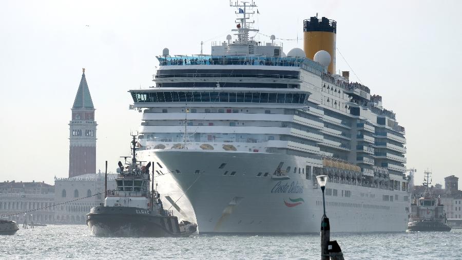 9.jun.2019 - Navio de cruzeiro "Costa Deliziosa" em Veneza, Italía - Manuel Silvestri/Reuters